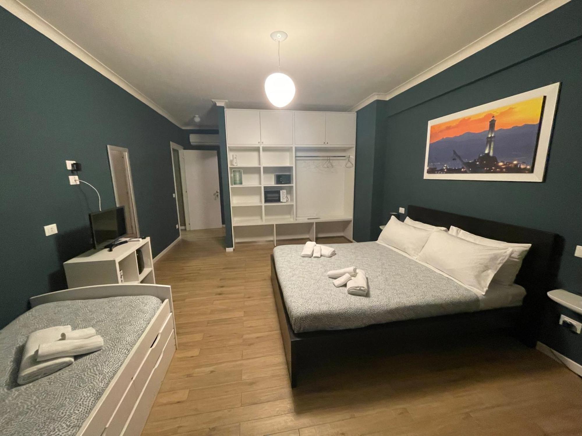 B&B Fossatello Affittacamere Генуя Экстерьер фото